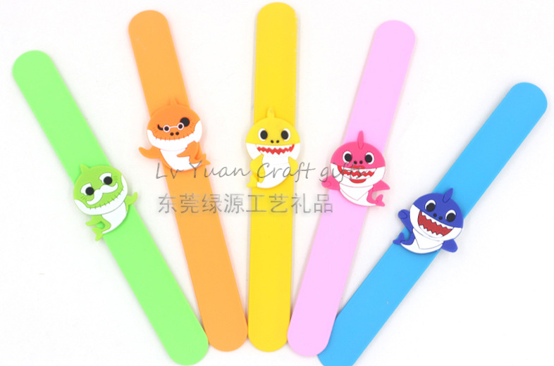 Silicone colorful snap bracelets with icon